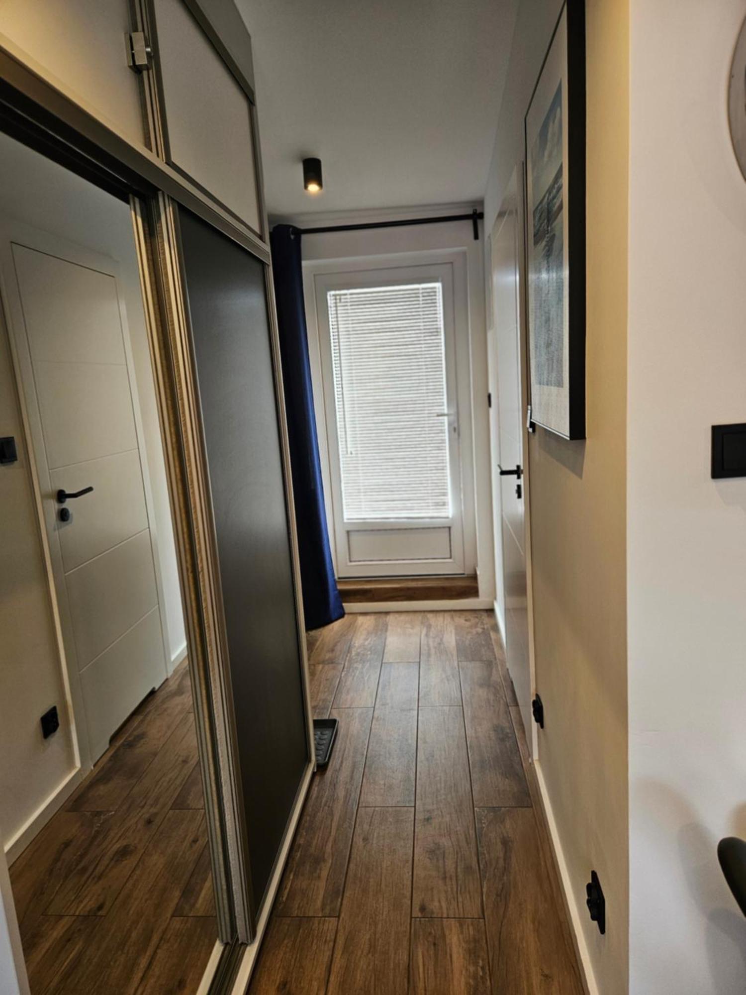 Apartament Grunwaldzka 105 Z Tarasem 5O M Do Plazy Pobierowo Exterior foto